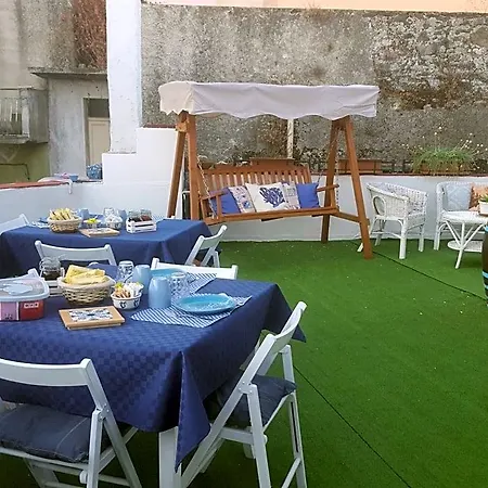 Bed & Breakfast Partaitria 3*